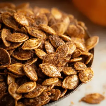 Roasted Pumpkin Seeds with Cinnamon Sugar