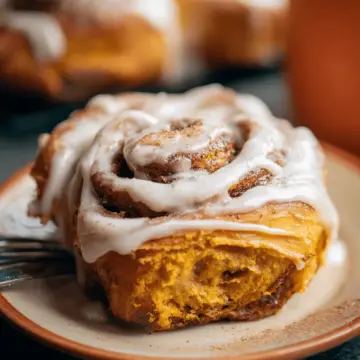 Pumpkin Cinnamon Rolls