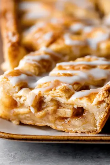 Apple Slab Pie with Maple Icing