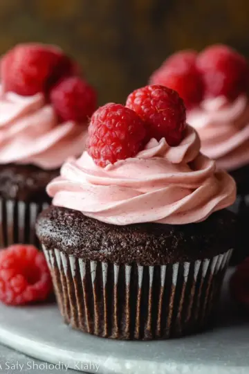 Chocolate Cupcakes with Raspberry Frosting
