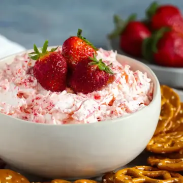 Fluffy Strawberry Pretzel Dip