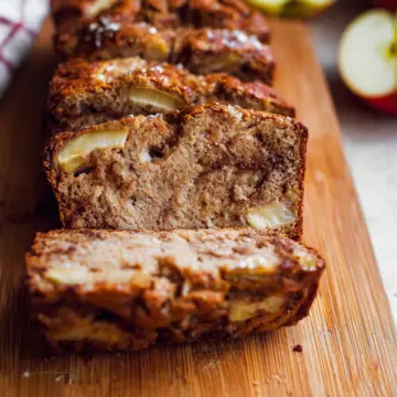 Apple Cinnamon Bread