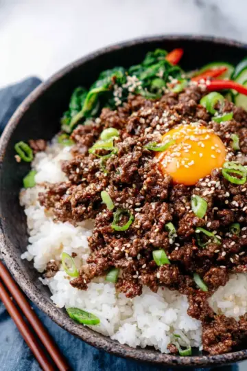Korean Ground Beef and Rice Bowls